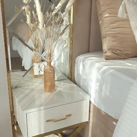 Gold B28 Let's Sea Baltic Park Lägenhet Gąski